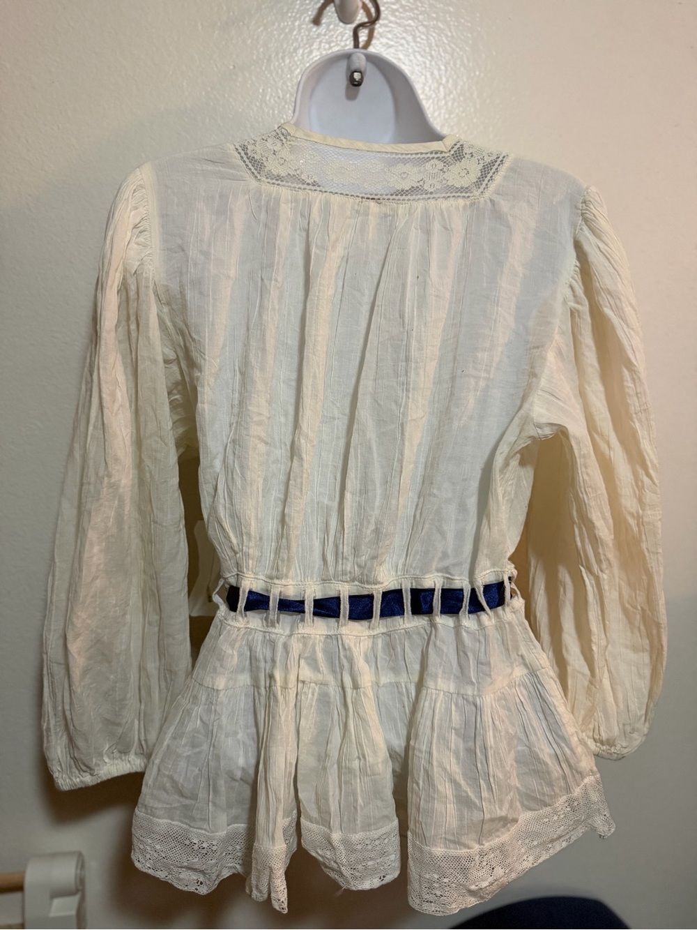 Free People Favorite Romance  Ivory Lace Peasant Blouse with Navy Ribbon - Picture 7 of 10